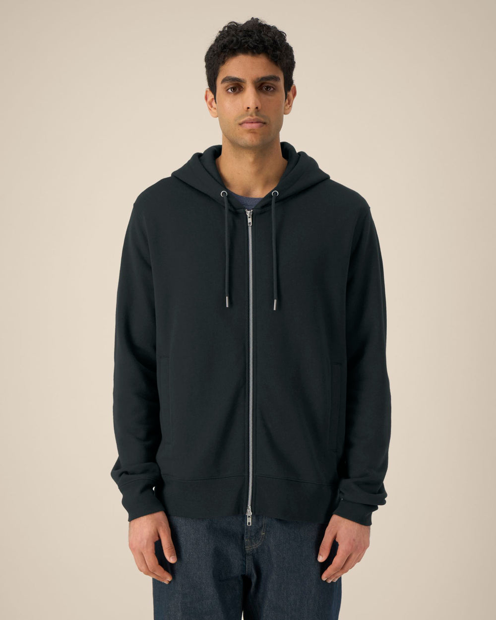 Zip Hoodie Astor – Modelfoto