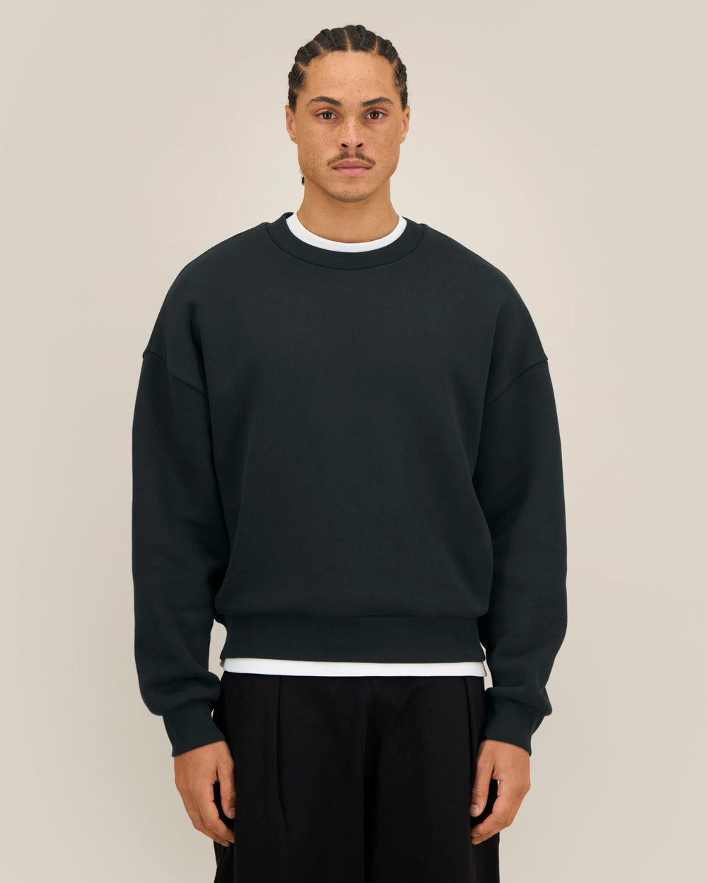 Sweatshirt Former – Modelfoto