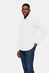 Model wearing the HAKRO Business Shirt Comfort 108 – Bild 9