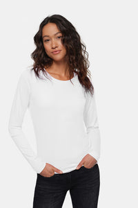 Model trägt HAKRO Longsleeve Damen 178 – Bild 9