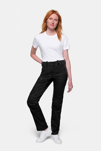 Model trägt HAKRO Performancehose Damen 710 – Bild 9
