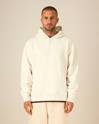 SHIRTPLUS Chaser Hoodie aus Baumwolle in Creme mit Kapuze und Kängurutasche, Herrenmode – Bild 4
