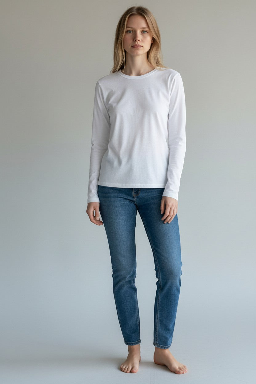 SHIRTPLUS white 100% cotton long sleeve t-shirt for women with crew neck and modern fit.