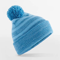 Mütze Beechfield Team Stripe Beanie in Sky Blue – Produktansicht – Bild 10